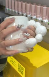 -小黑瓶美甲美睫