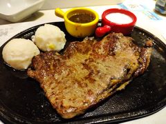 -豪客来牛排(中央花苑店)