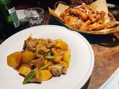 猪软骨烧土豆-前海沿·青岛菜(大拇指广场石老人店)