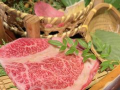 -山川小町·极番烧肉(新地假日广场店)
