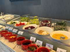 -筠咖啡西餐厅(上海国展宝龙丽筠酒店)