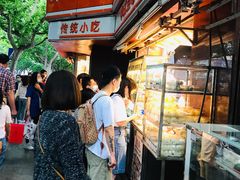 等位区-白玉兰食品(汇联商厦店)