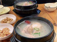 -长寿参鸡汤(朝韩风情街店)