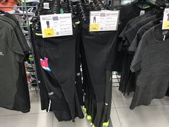 -迪卡侬(高新万达店)