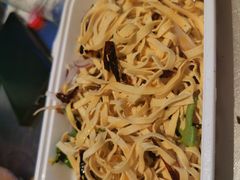 -齐市马佳地摊烤肉