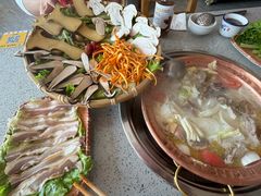 -阿婆情腊排骨火锅(金虹路店)