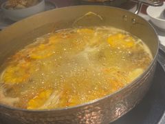 -洪氏嗨捞·广东猪肚鸡·椰子鸡火锅(西咸万象城店)