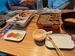 -华府九号海鲜烧烤大排档(龙域店)