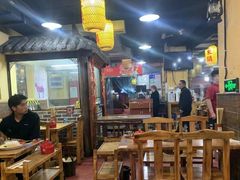 大堂-东镇老火锅(长春路首店)