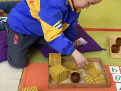 -瑞恩宝感统训练·语言提升·蒙氏托育中心