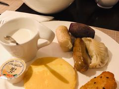 -上海中航虹桥机场泊悦酒店