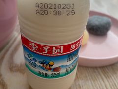 李子园甜牛奶-长颈鹿的口袋钵钵鸡(市南店)