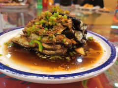 -闯关东东北农家菜(崂山石老人店)