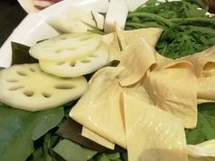 -宽板凳老灶火锅(南礼士路店)