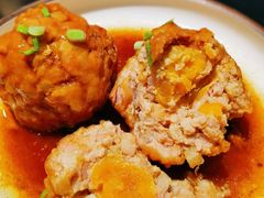 鸭黄狮子头-梅飞酒家(桑园路店)