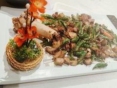 -三生三味密宗川菜·江景餐厅(来福士店)