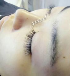 -逸日式美甲美睫工作室