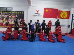 -龙飞散打搏击俱乐部