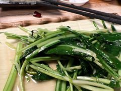 清炒板蓝根苗-缘生态云南菜·野生菌庭院餐厅(华侨城店)
