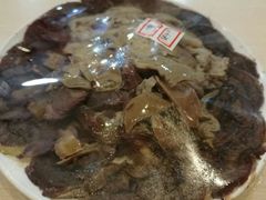 -闫家驴肉老店(华电一校店)