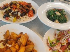 -汗腾格里·风味餐厅(新疆驻京办店)