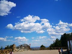 -鬼笑石后山停车场