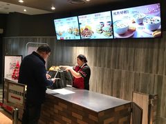 -肯德基(东安路站店)