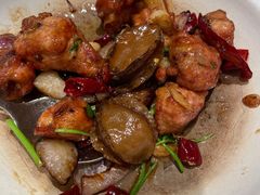 -潮界(LU·ONE凯德晶萃广场店)