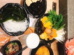 -呷哺呷哺(新世界百货望京店)