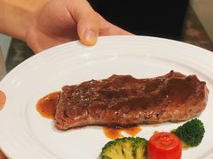 烤牛扒-四海一家自助餐(益田假日广场店)