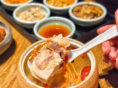-蟹黄鱼·海派深夜面馆(巨鹿路店)