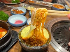 -明洞阿姨·韩式酱蟹烤肉·创意料理(三元桥店)