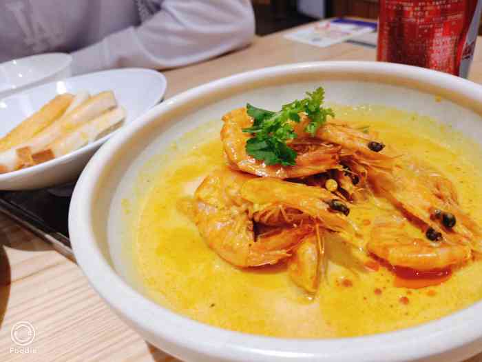 芷兰誉厨(人民东路店)-"看到家附近开了家很有格调的店,迫不及待来.