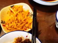 -富正毅三下锅·湘西韵味(天门山索道店)