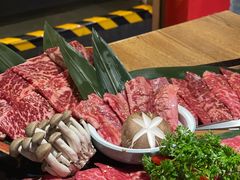 -炼火烤肉店