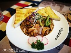 黑椒蘑菇鸡肉意面-遇见西木美式餐厅(体育路店)