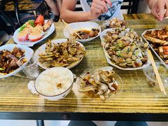 -人和啤酒屋海鲜大排档(营口路店)