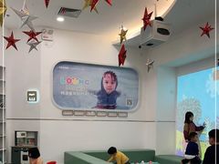 -龙格亲子游泳·水育早教运动中心(绿宝中心)