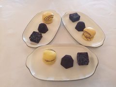 -Salon de Ville浦江汇(上海外滩华尔道夫酒店店)