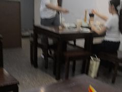 -蟹上黄·蟹黄面·江南糖水(人民广场店)