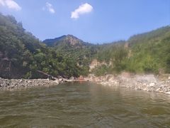 -宝天曼峡谷漂流