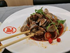 -肥肥虾庄·金牌油焖大虾(东湖欢乐谷店)