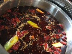 -麻辣英雄重庆火锅(陈江天益城店)