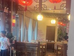 -万重锦·人文川菜馆(骡马市店)
