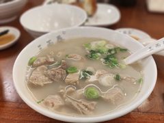 本帮肚肺汤-三两春(浦三路店)