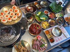 -草家酱蟹炭火烤肉店(珲春南路二店)