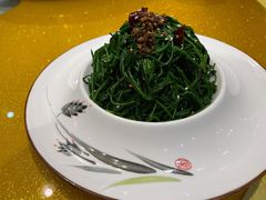 炝拌草原沙葱-德乐海蒙餐