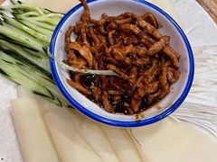 京酱肉丝-關東雪东北菜(中庚漫游城店)