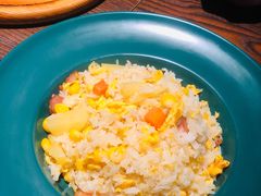 菠萝鸡粒炒饭-Season施莀·牛扒·意粉·饭·足球主题餐吧
