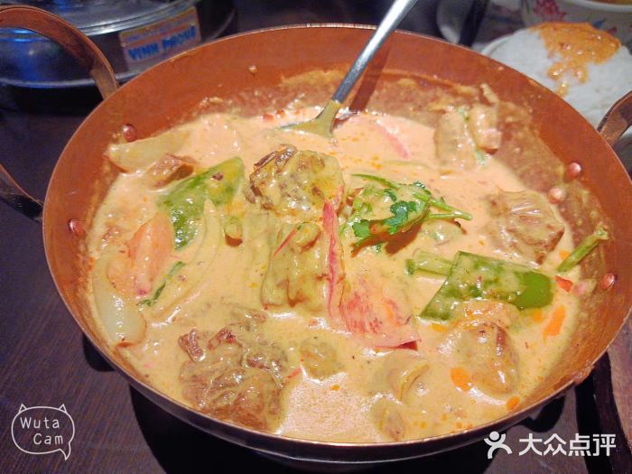 大头虾越式风味餐厅(光明广场店)越式咖喱牛腩煲图片
